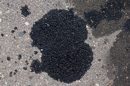 Treating Oil Stains On Driveways and in Garages